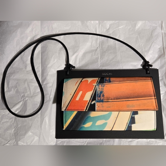 bySOCHI Collectors Limited Edition - Close the Shutters - Calle Ocho Edition - Picture 6 of 7